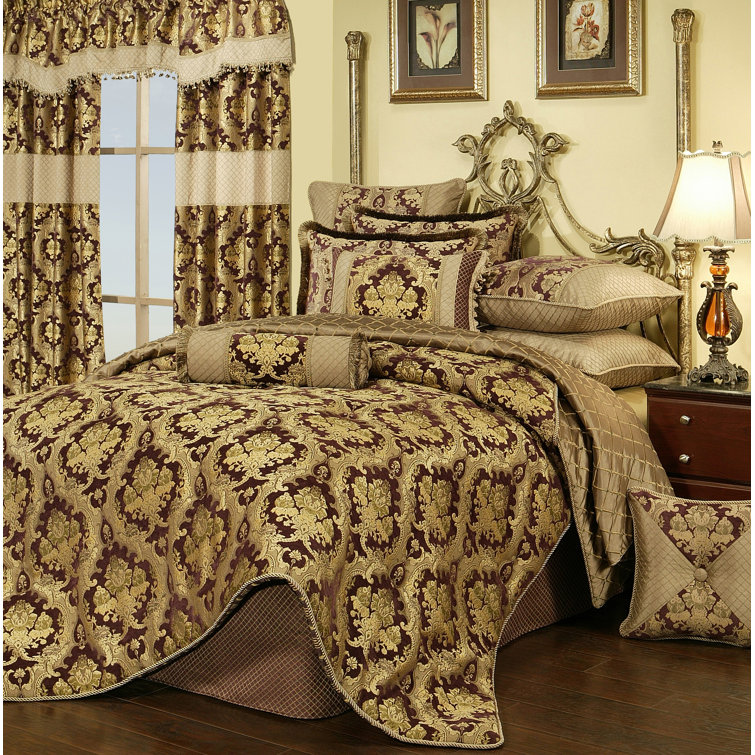 Astoria Grand Vikki Gold/Burgundy Microfiber Traditional 3 Piece